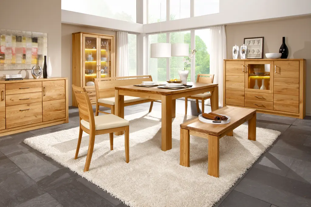 Natürliche Massivholzmöbel